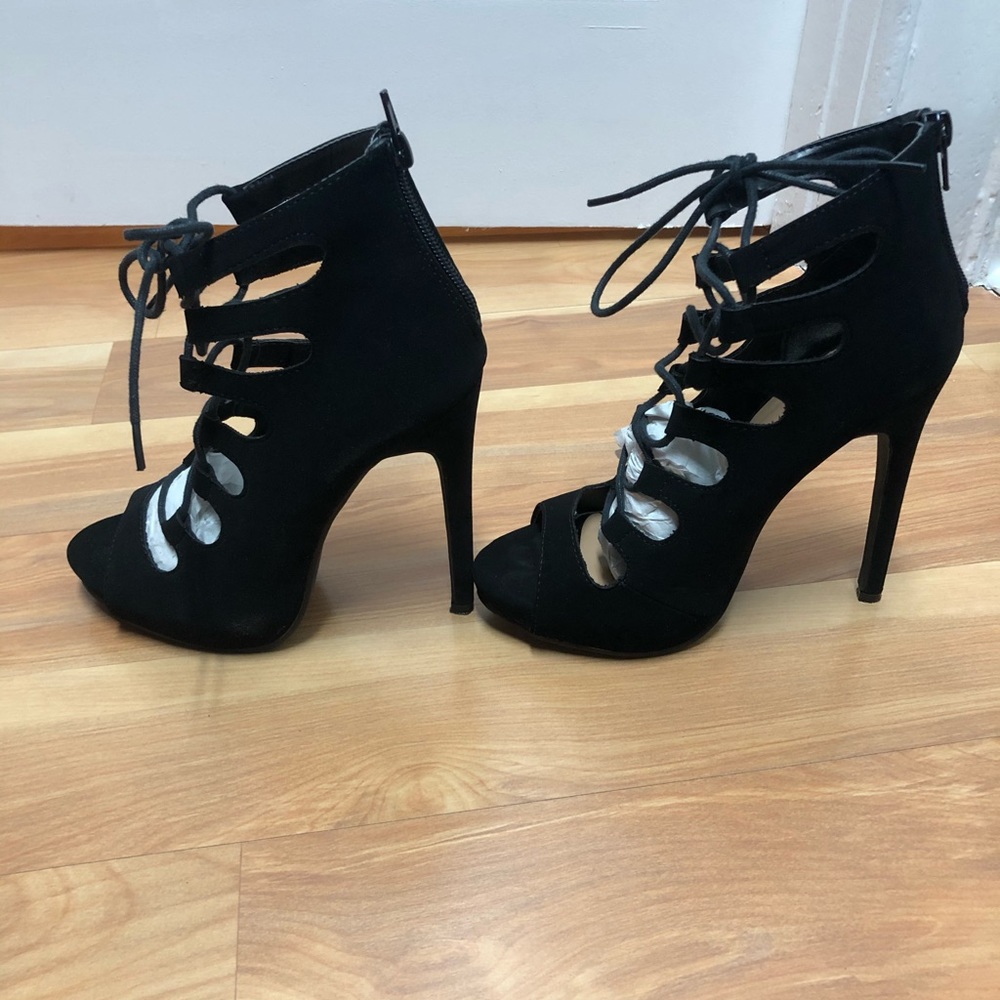 Fashion Nova - Black Lexie Heels